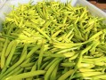 探秘神奇的黄花菜（黄花菜的生长环境、药用功效、食用方法和烹饪技巧）