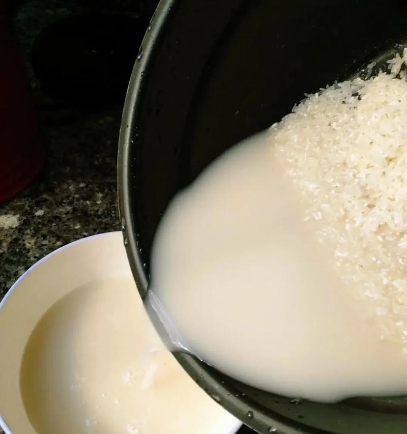 茶叶水（适合浇什么花？茶叶水的营养价值与使用方法详解）-第1张图片-绿意生活
