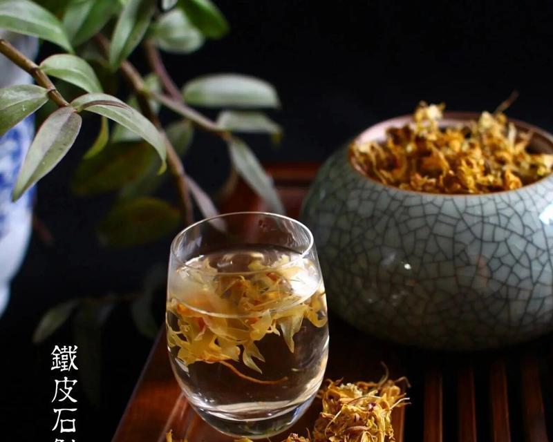 枫斗的营养价值与健康功效（从口感到养生，枫斗不容错过）-第1张图片-绿意生活