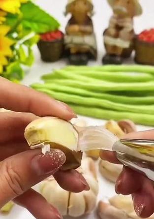 轻松剥壳，享受美味——毛豆剥壳技巧（让你爱上毛豆的简单方法）-第3张图片-绿意生活